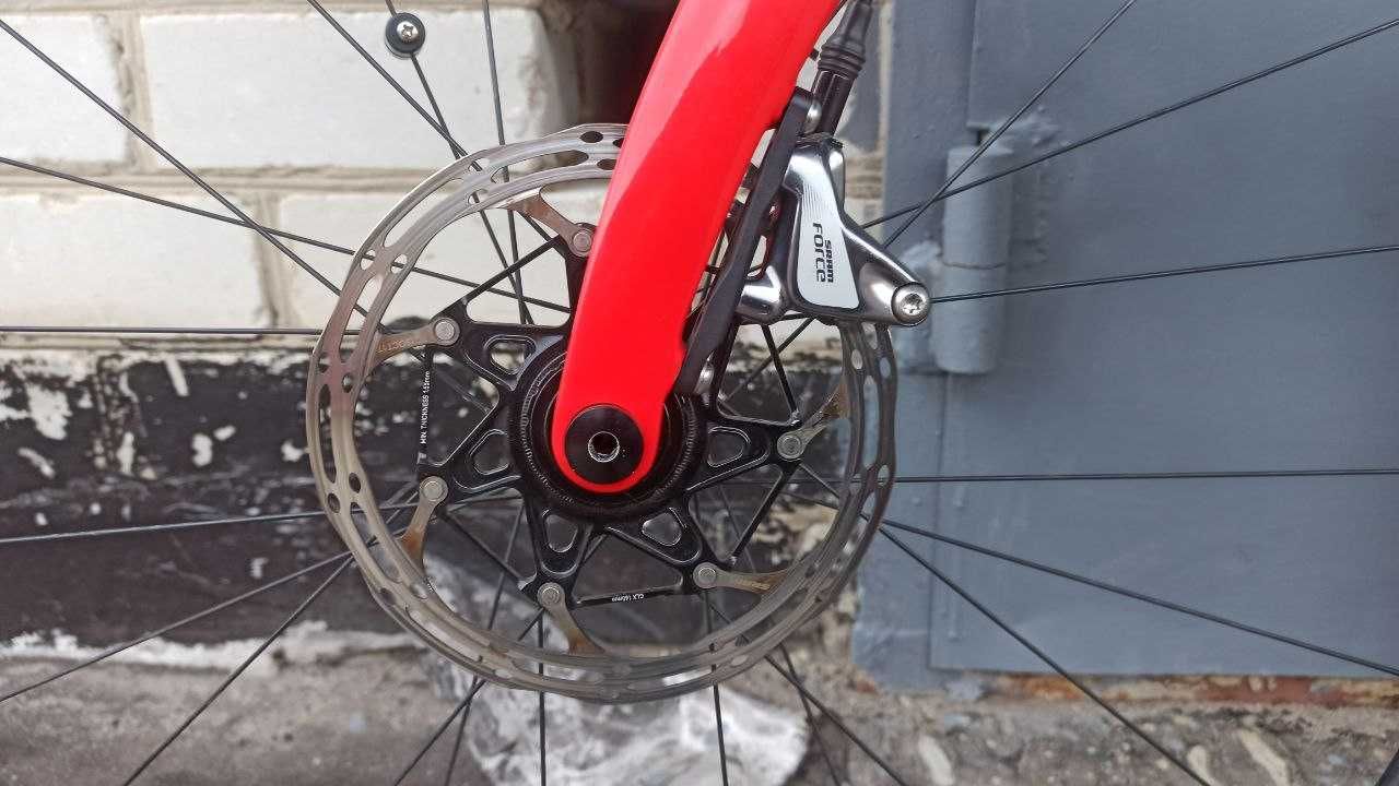 Продам Э-велосипед Pinarello E-Nytro 2019 Sram 28" carbon M, L Торг!