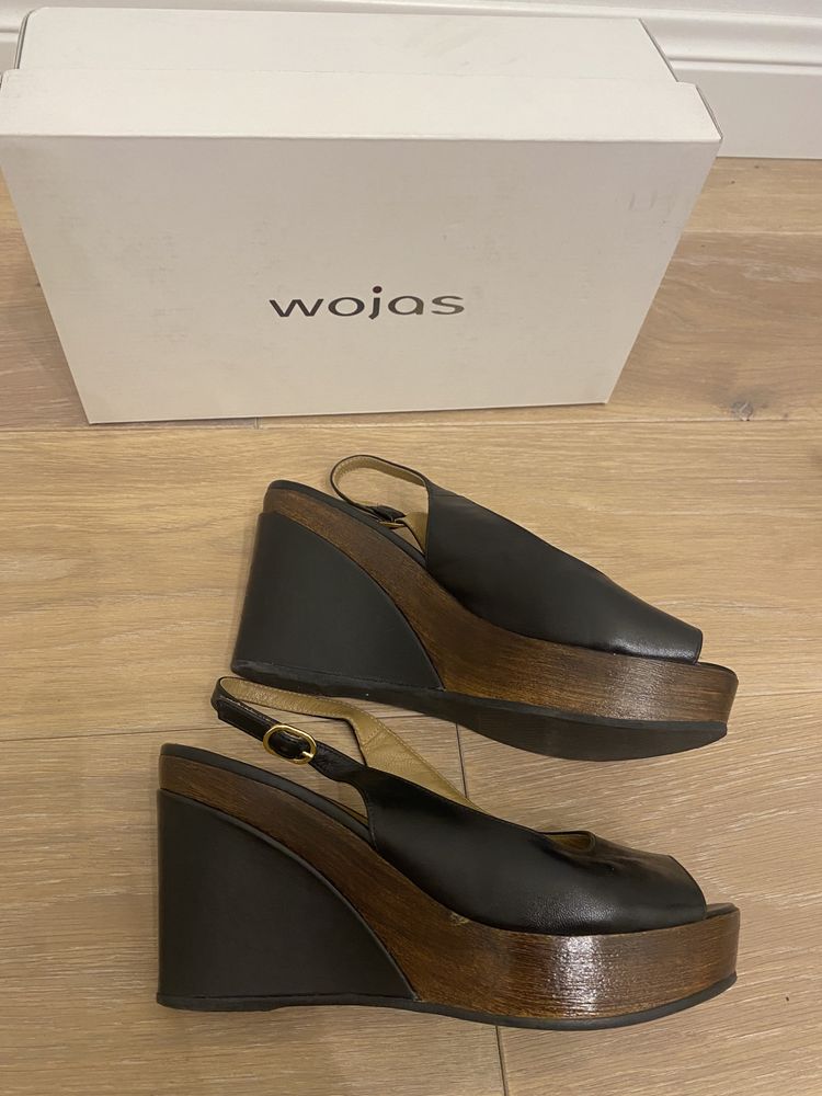 Letnie buty na koturnie WOJAS rozm 38 jak NOWE