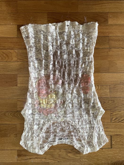 Blusa de renda importada
