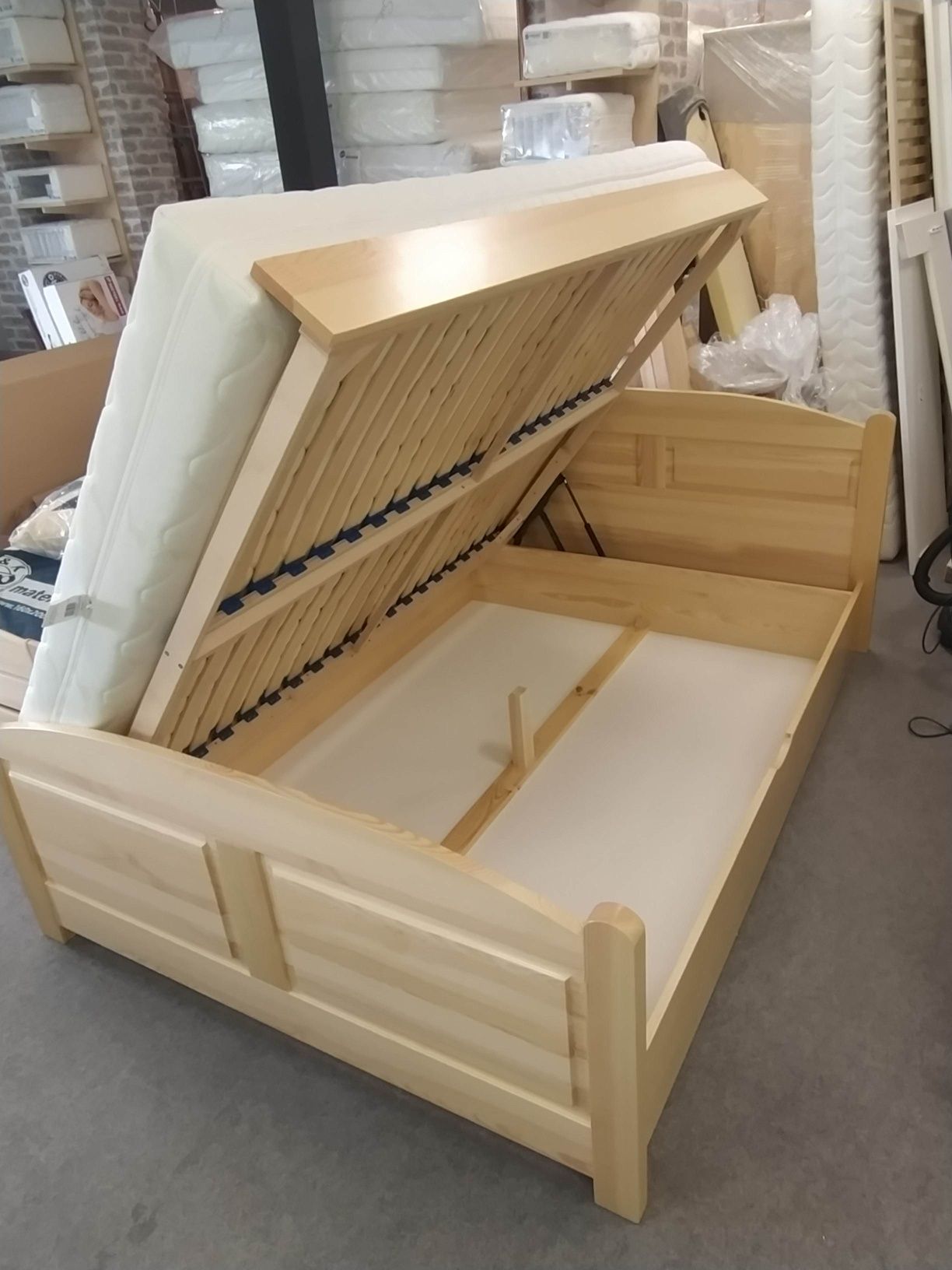 Łóżko z pojemnikiem otwierane 120x200
