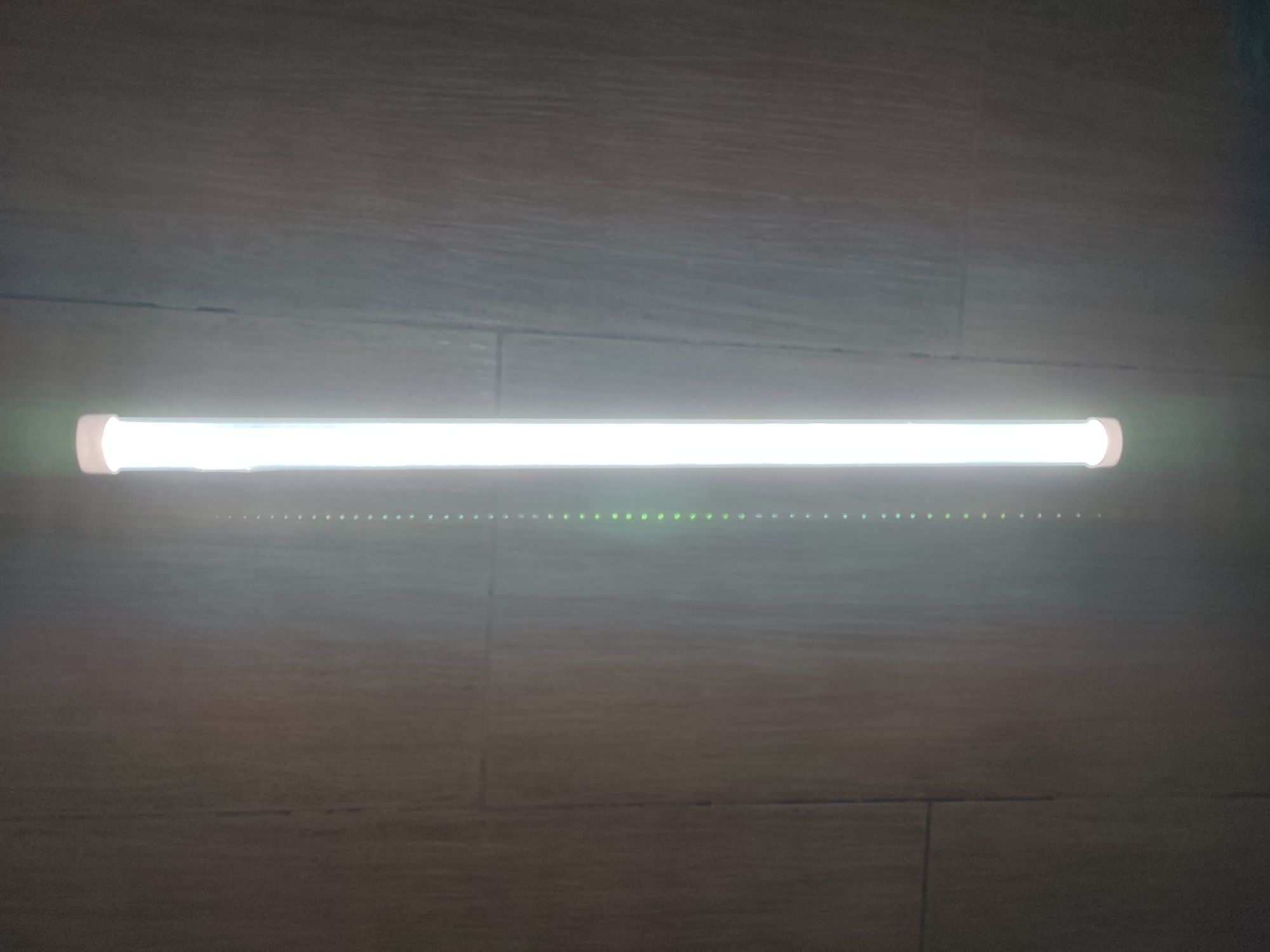 Автономная лампа Logic Power LP-1307R LA с аккумулятором. 60 ярких LED