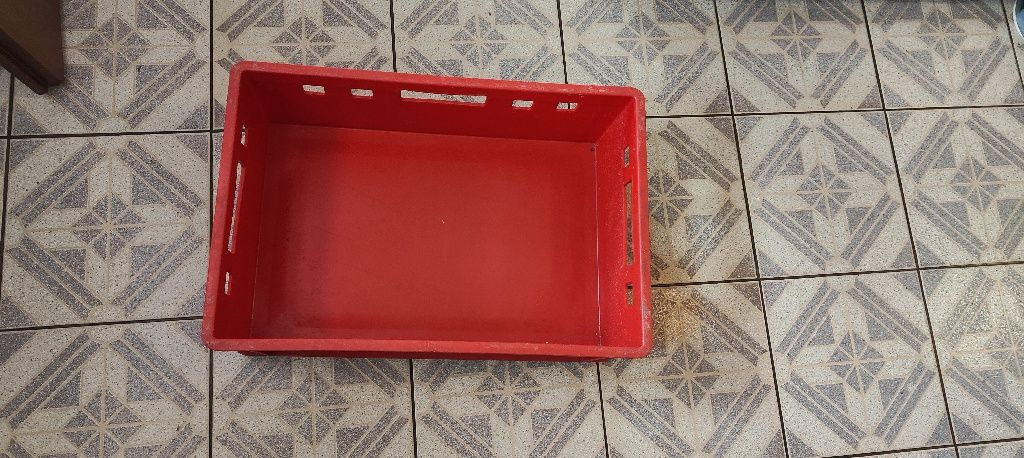 Skrzynki plastikowe*euro2*czerwone pojemniki*mięso-pieczywo*