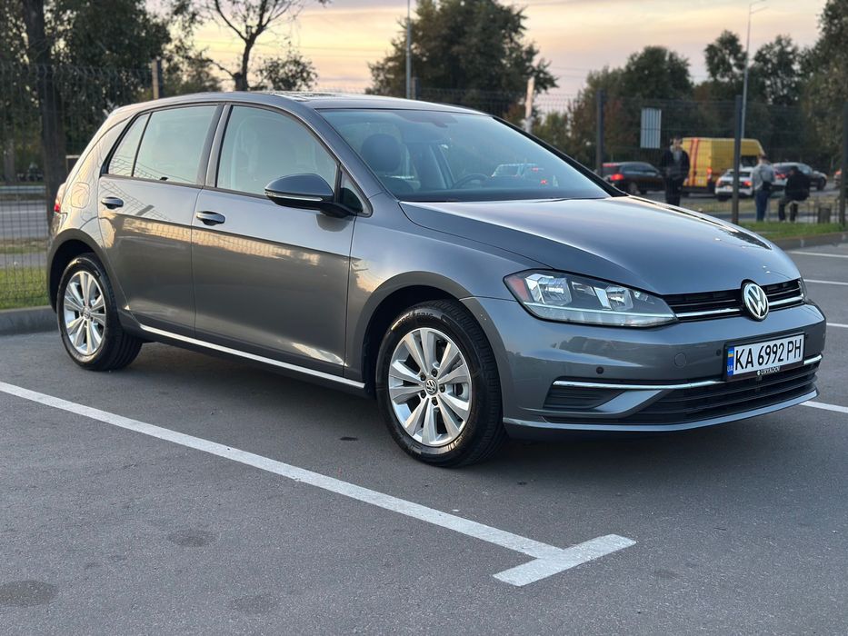 Продаю Volkswagen Golf 7.5 2021