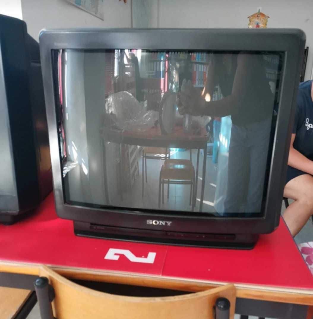 TV Sony KV x217E
