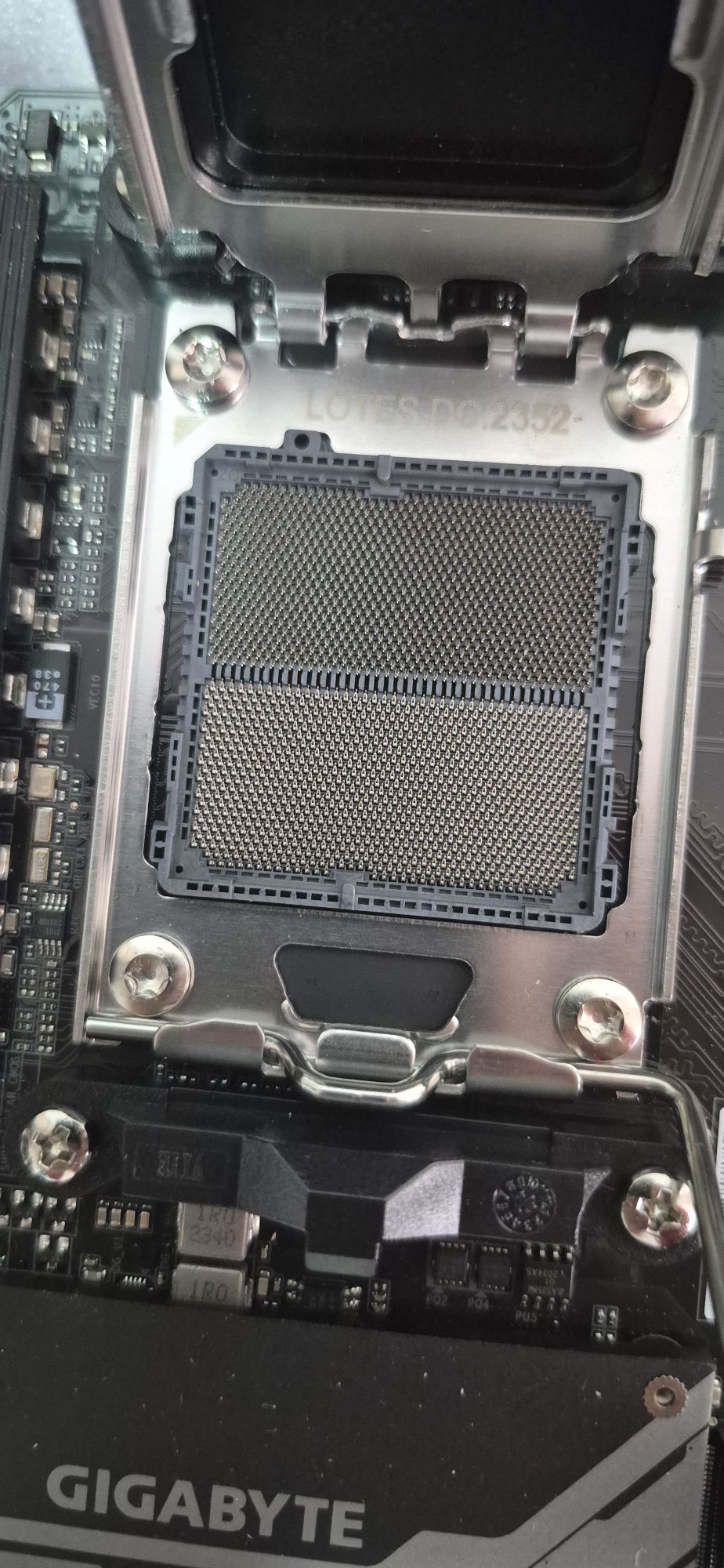Gigabyte B650I AX