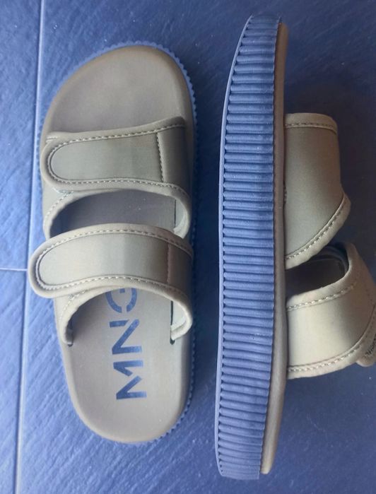 Sandálias caqui Mango