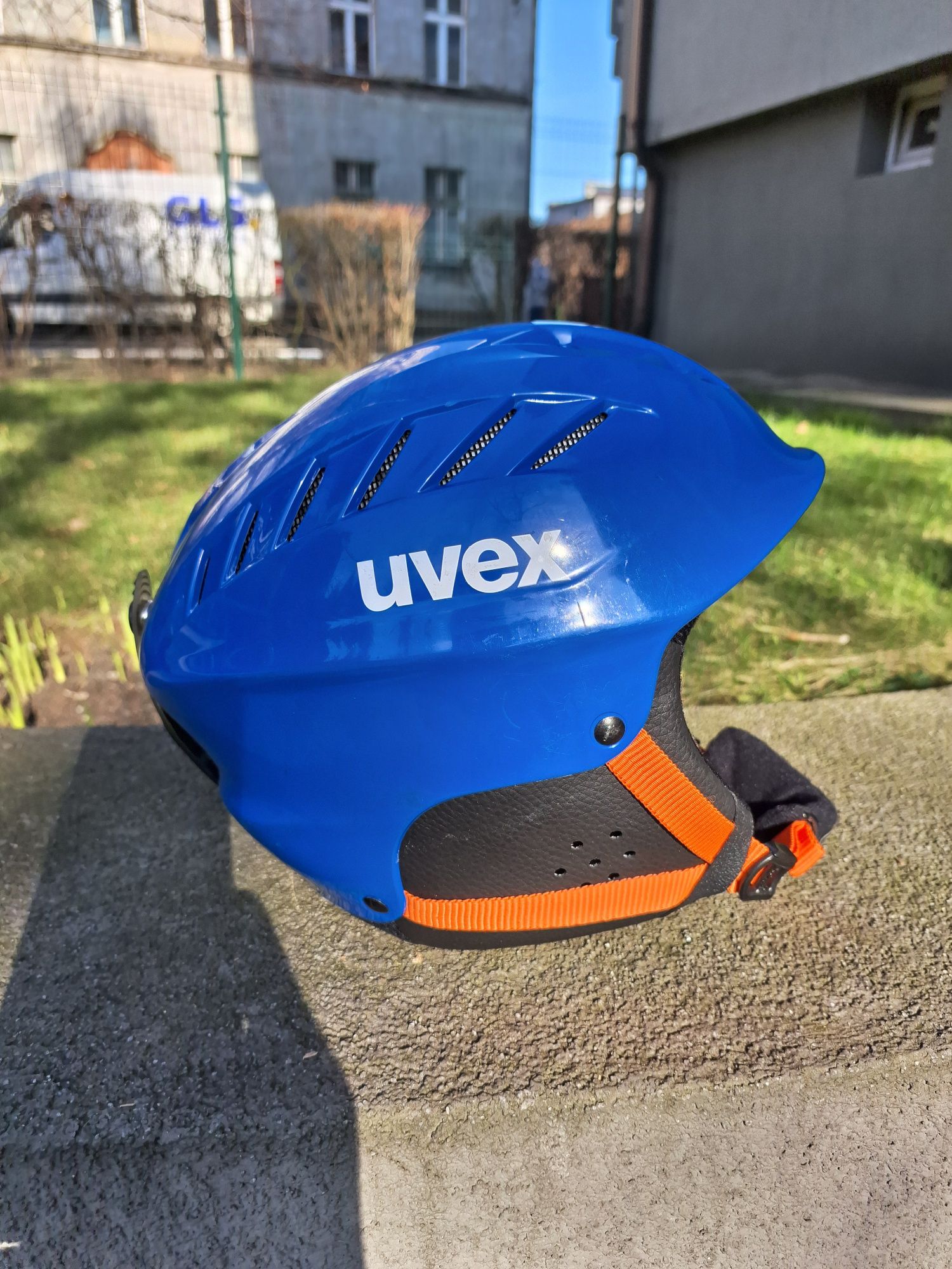 Kask narciarski UVEX 54-58 chłopięcy