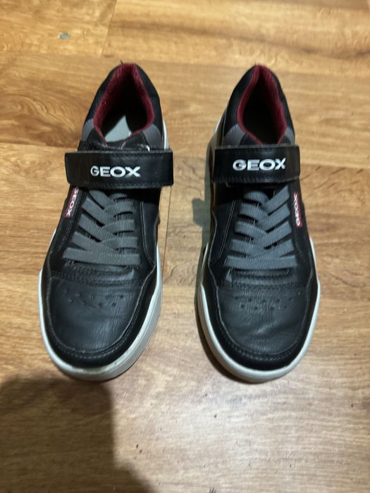 Кроссовки для мальчика Geox 37-38 размер
