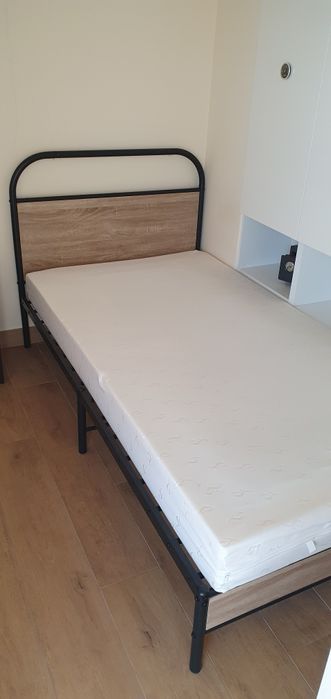 Łóżko sypialniane 110x190 z materacem