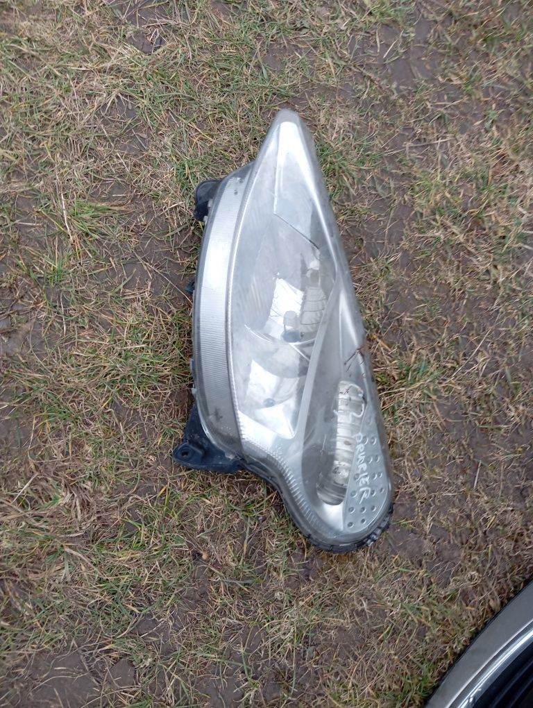 Lampa reflektor lewy przód Citroen C3 Plurier Oryginał Europa