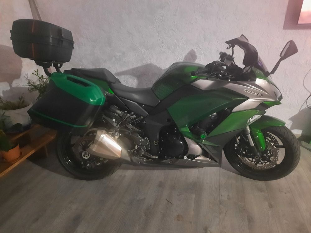 Kawasaki Z1000SX