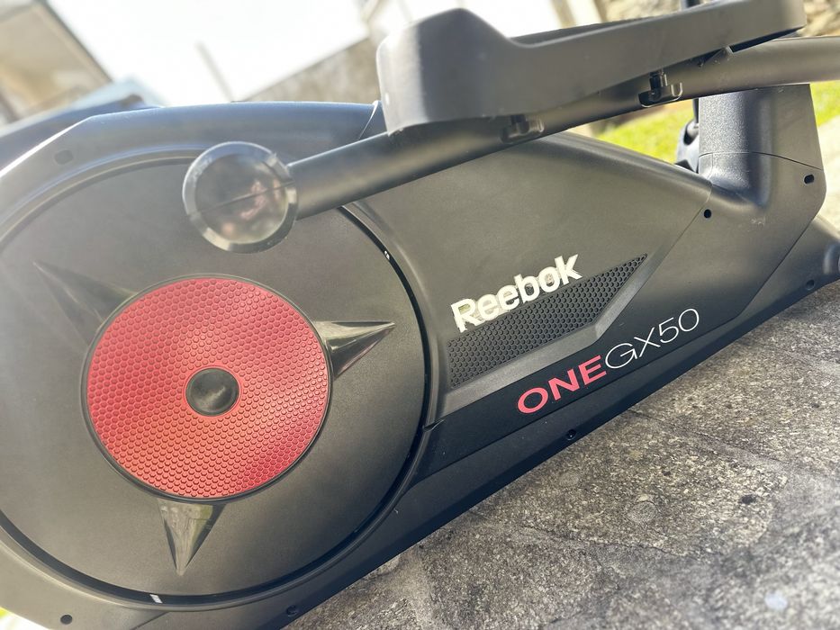 Reebok One GX50 Bicicleta elíptica