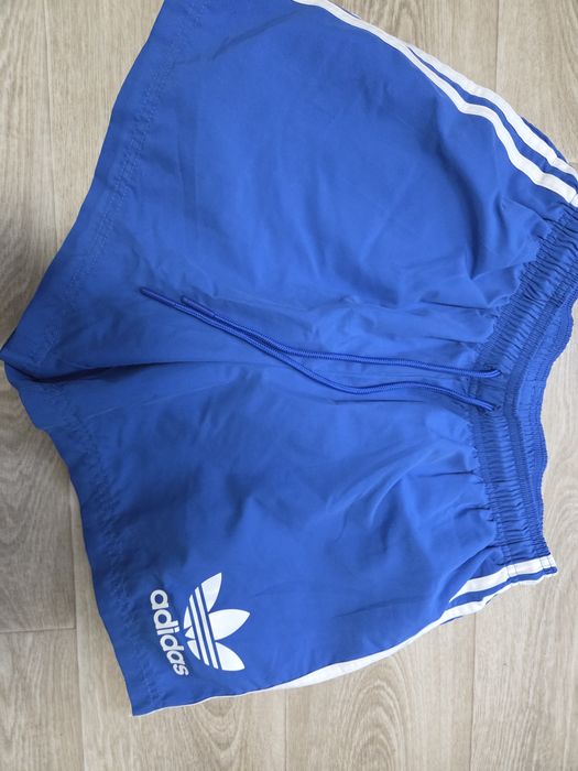 Шорти  Adidas р.М