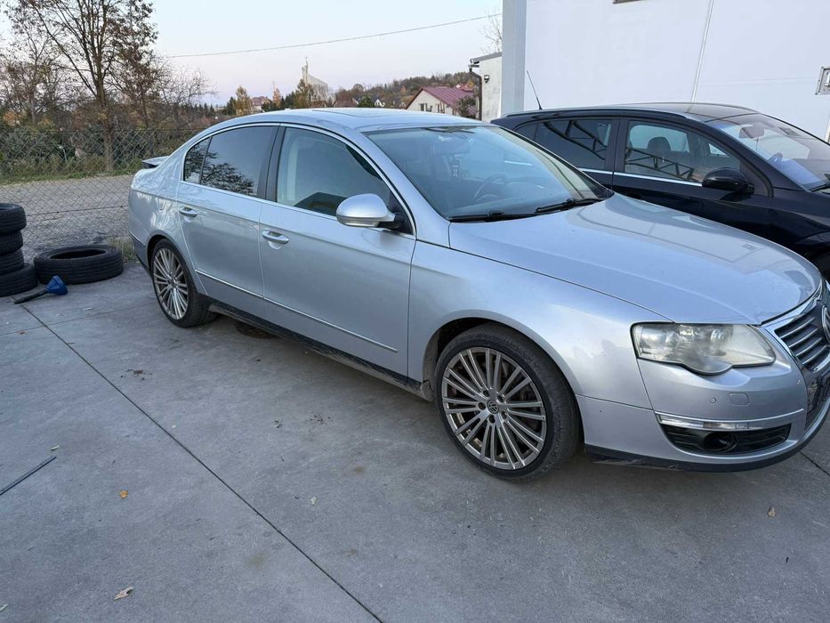 Prawa i lewa  VW Passat B6 Bi-Xenon Skretny  KOMPLETNE