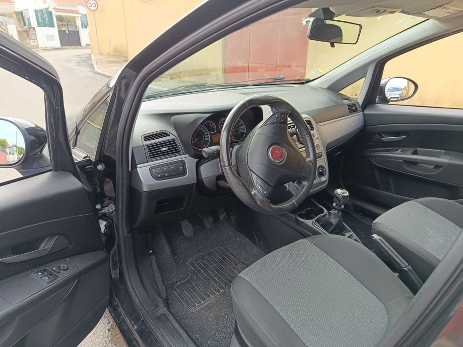 Fiat Punto 1.2 ano 2010