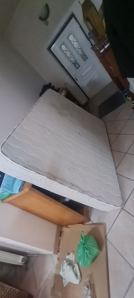 Cama D.Maria Antiga PARA DESOCUPAR
