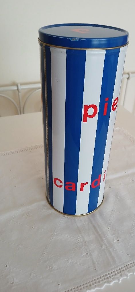 Lata pierre cardin, vazia