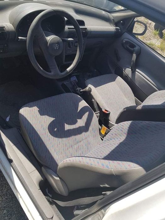 Opel corsa b 1.5d - Para Peças