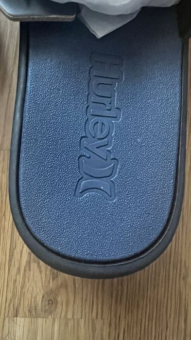 Шлепанцы hurley размер 43 (27см )