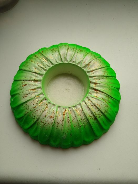 Świecznik na małe świeczki podgrzewacze