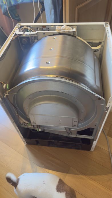 Suszarka Whirlpool wywiewowa AWZ 121