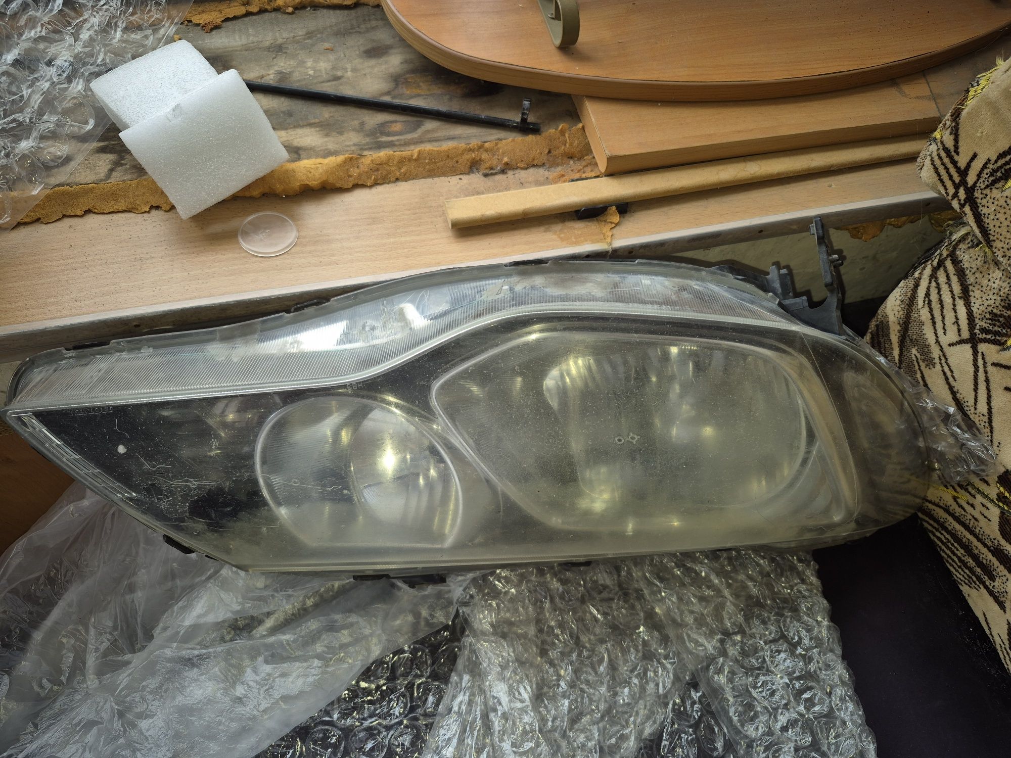 Фара Honda Civic 4d 2008 (під відновлення)