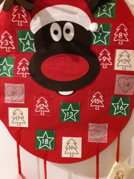 Calendário do advento em feltro