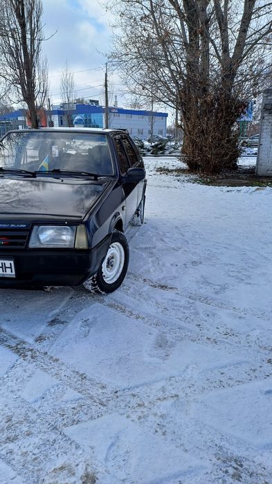 Автомобіль ВАЗ 2109