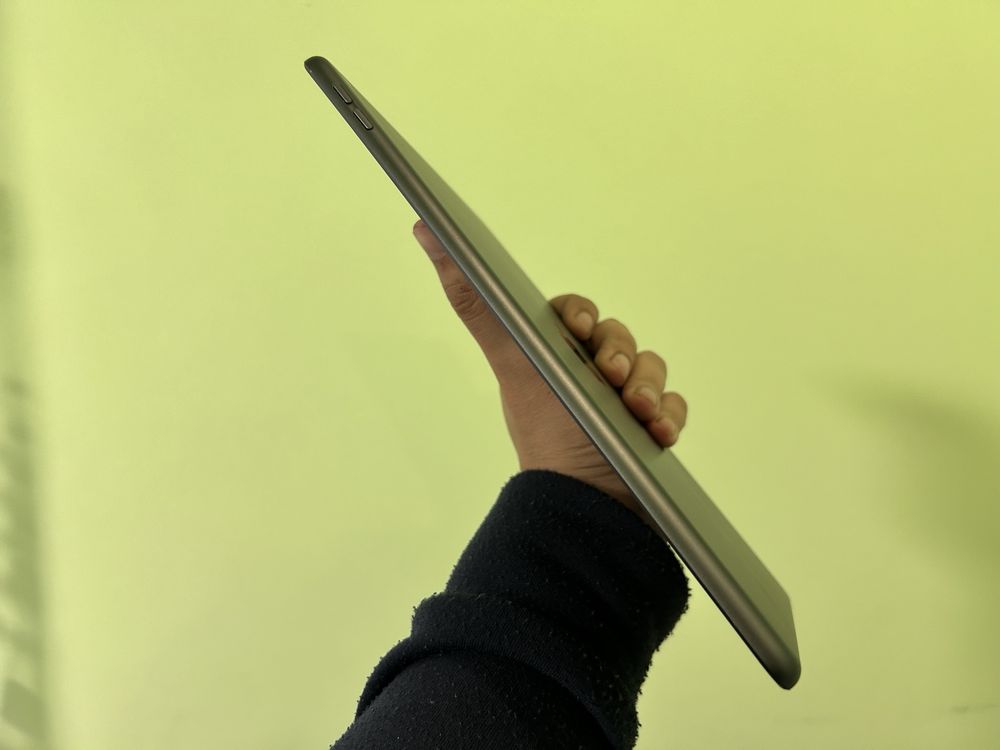 iPad 9 64 gb wi-fі / планшет / айпад