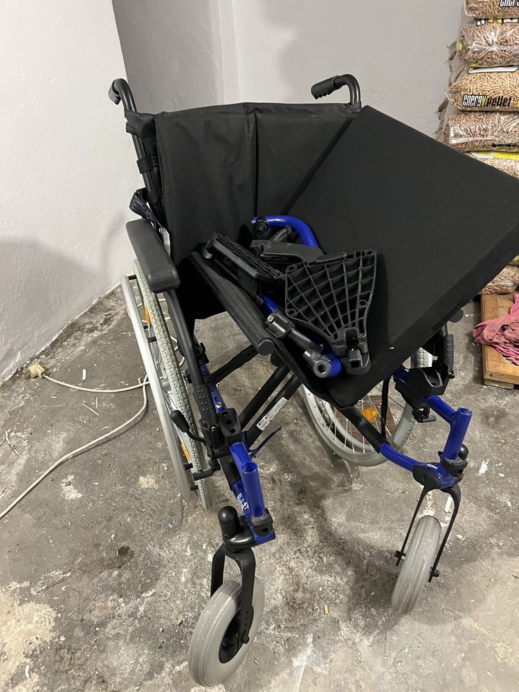Wózek inwalidzki Breezy rubix 2