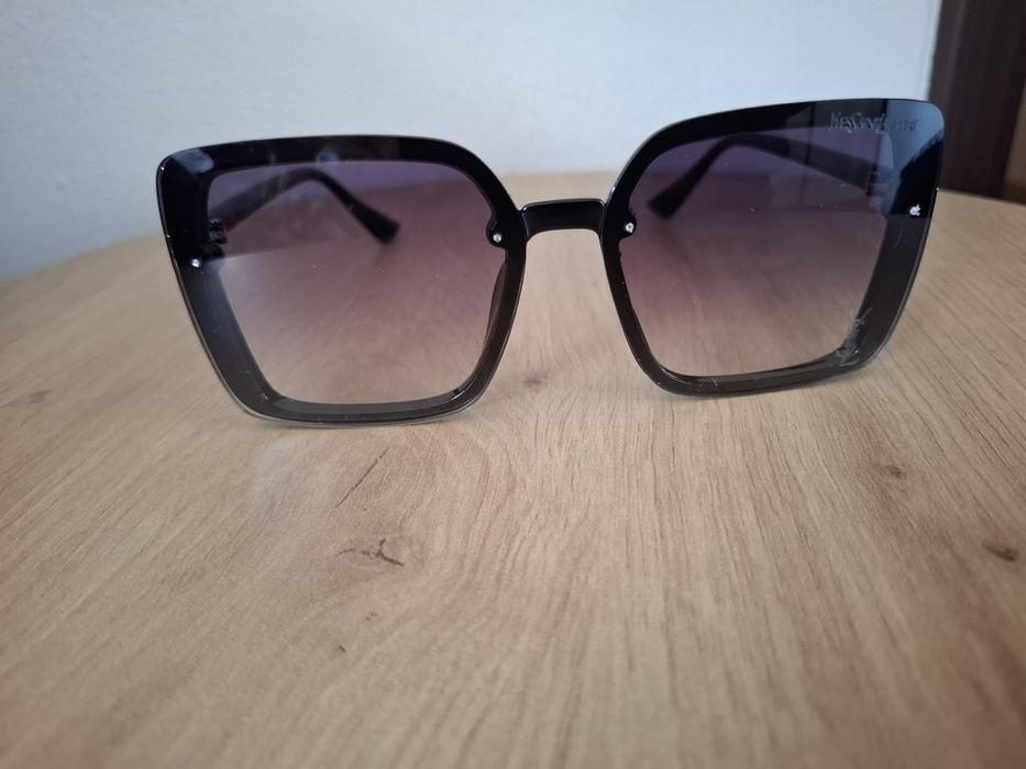 Okulary przeciwsłoneczne Saint Laurent
