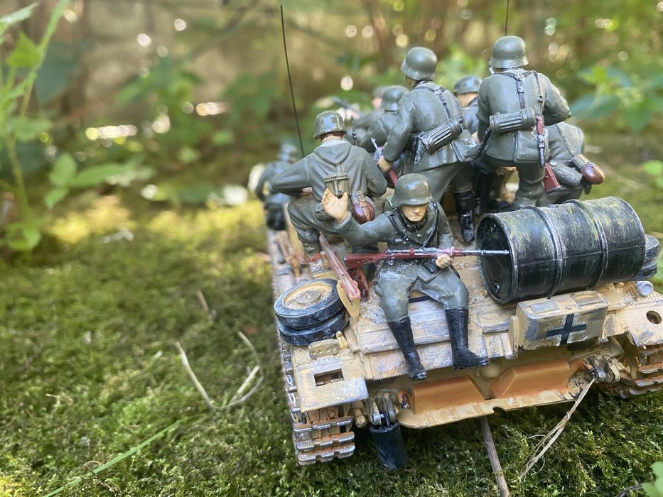 Танк сау StuG.IIl Ausf.F w/7.5cm у масштабі 1:35