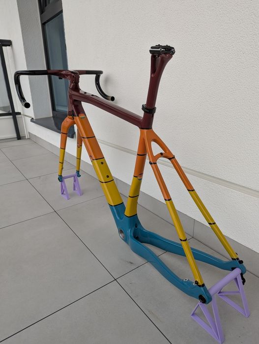 Rama frameset gravel carbon Romet Nyk 52 kierownica zintegrowana