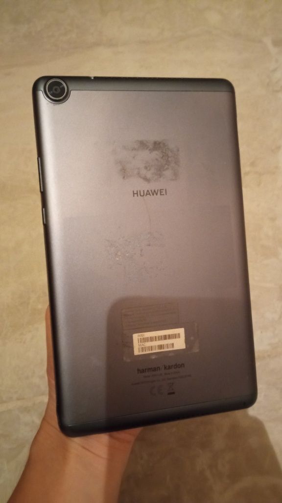 Планшет Huawei m5 3/32 gb
Привезений із Європи
В гарному робочому с