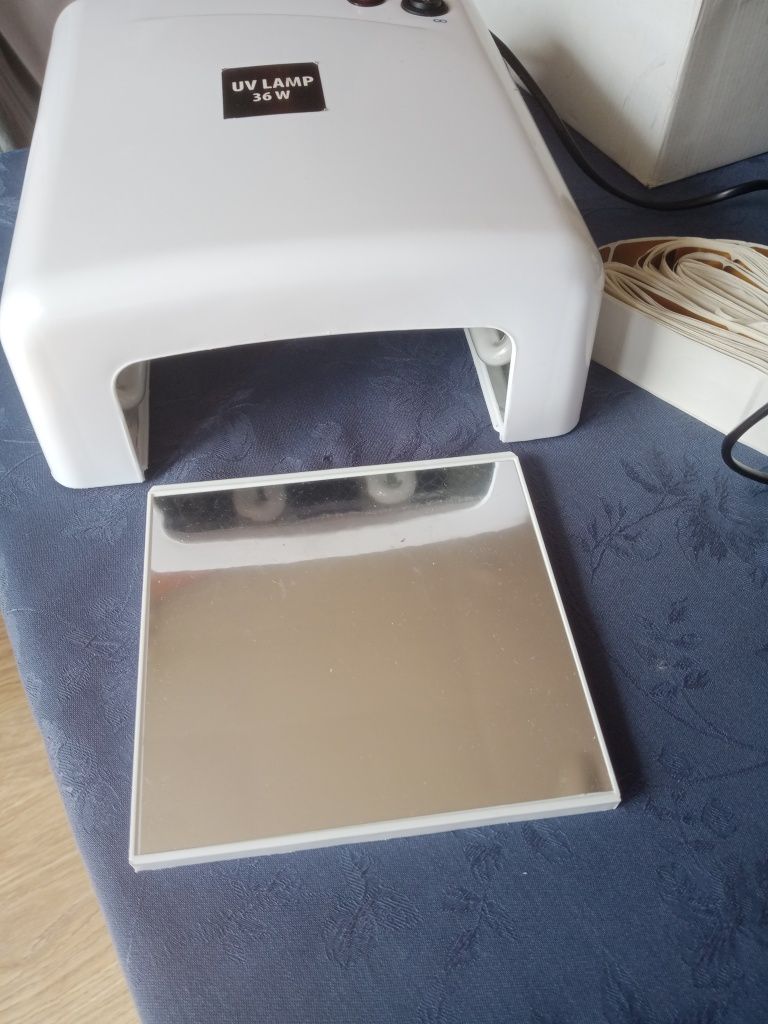 Lampa do paznokci AP 111 Ultraviolet radiant lamp + gratis