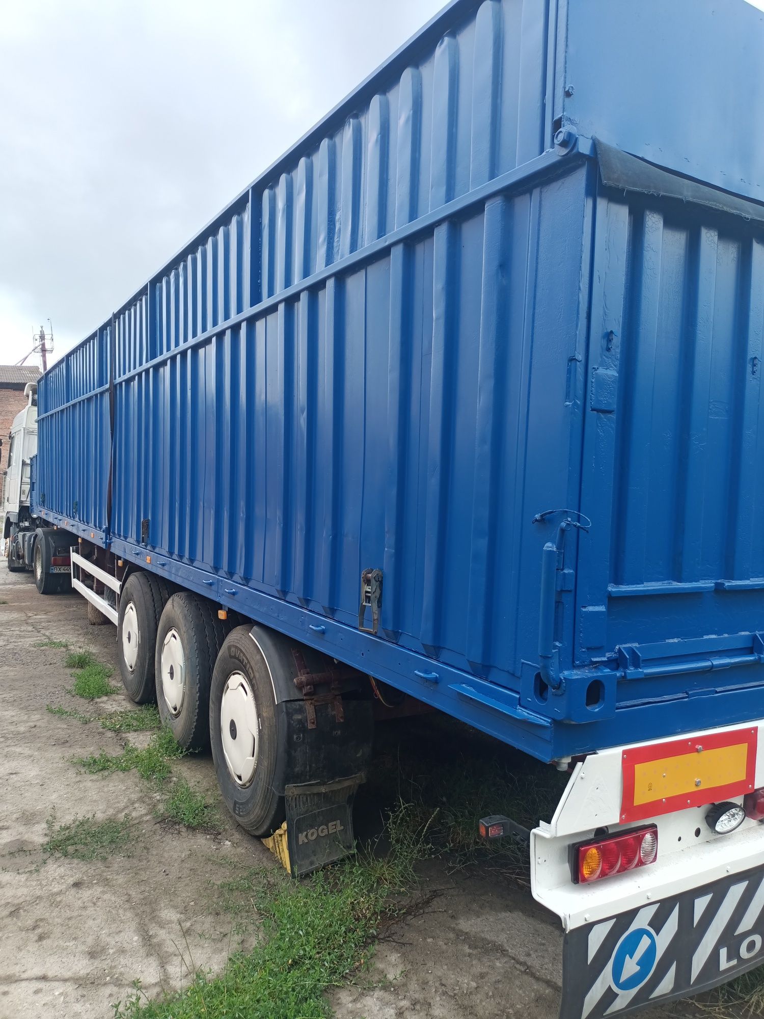 Продам напівпричіп зерновоз!!!