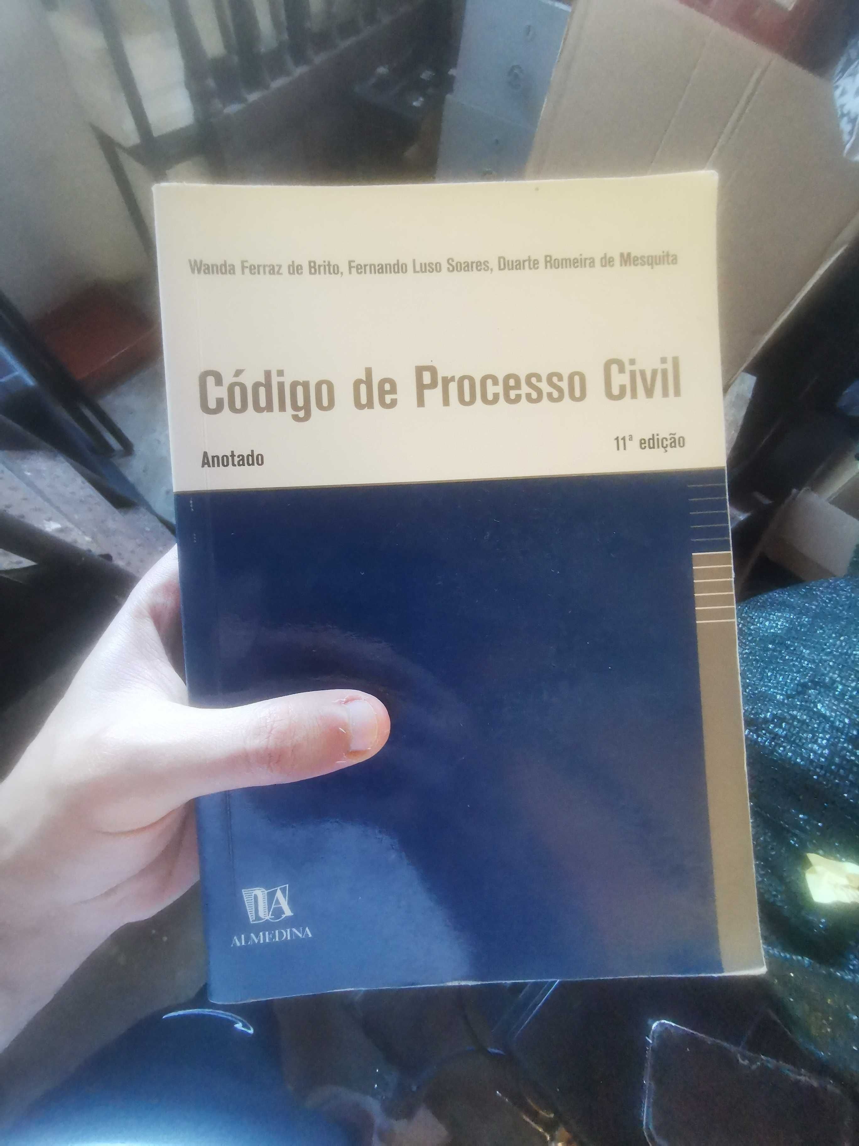 Código de Processo Civil - Anotado
de Wanda Ferraz de Br