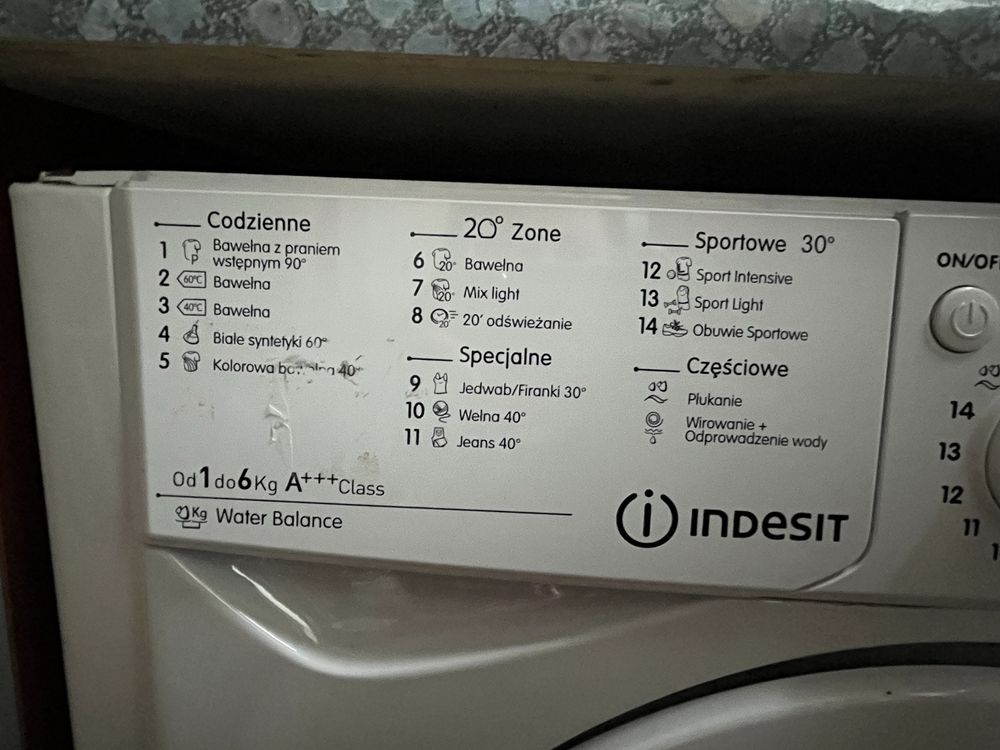 Pralka Indesit 6 kg,