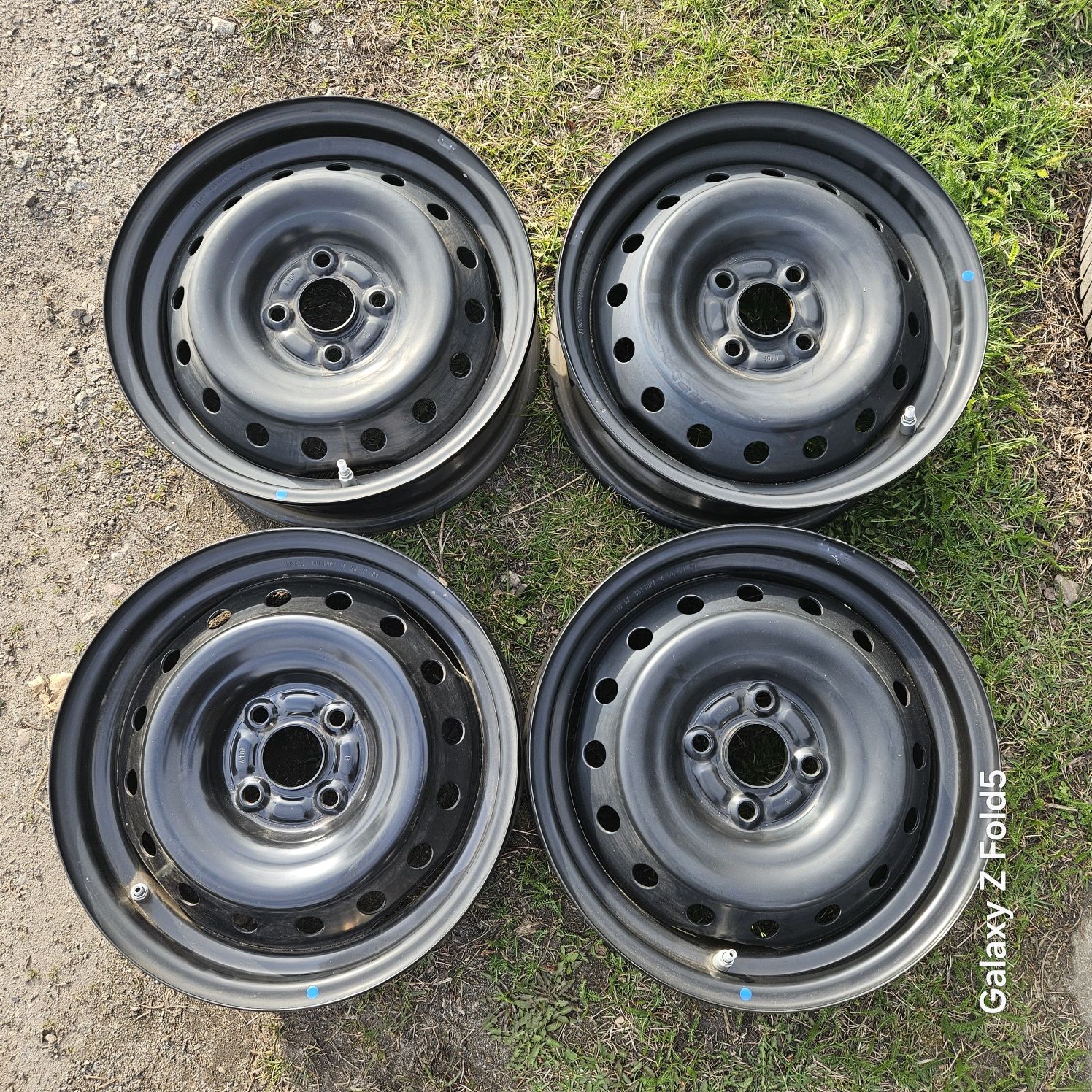 Nowe felgi 15 Suzuki Swift Baleno Ignis 4x100 ET40 TPMS
