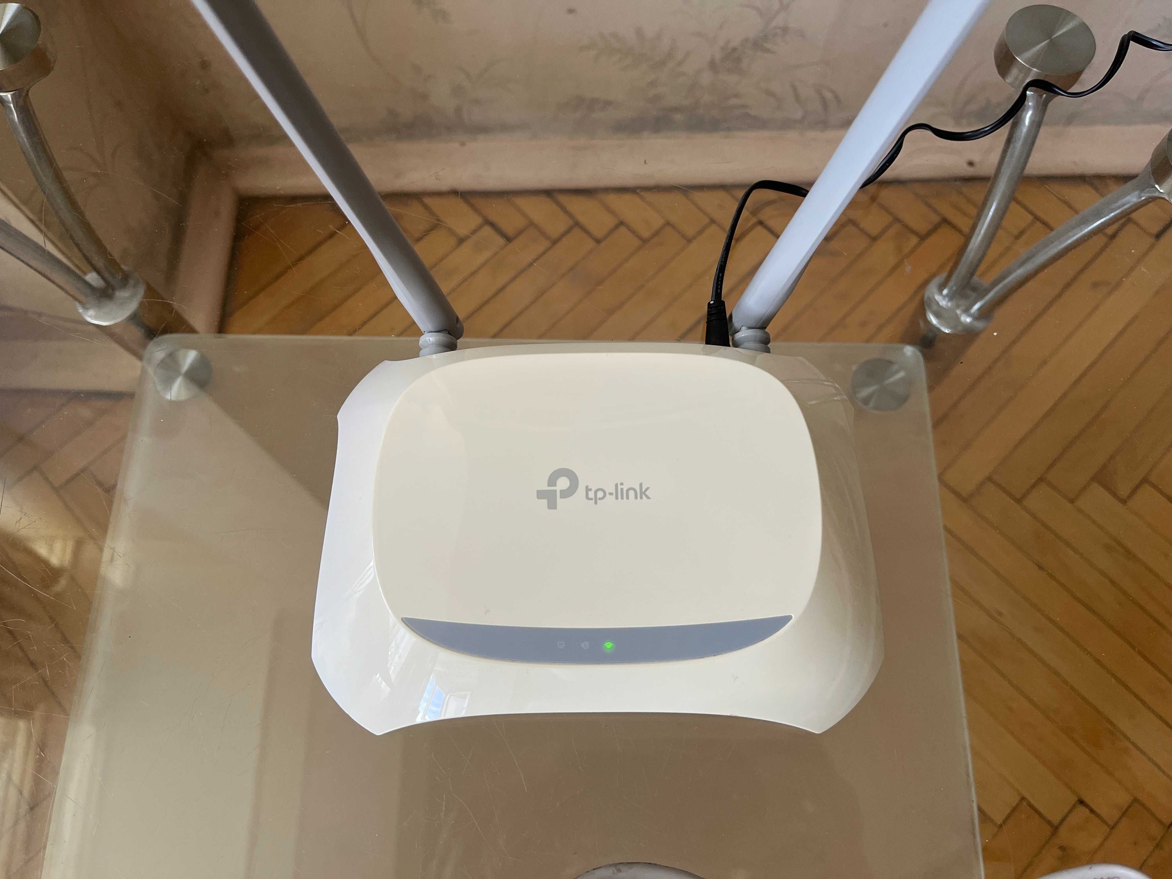 Wi-Fi роутер Asus RT-N12LX и TP-LINK TL-WR840N