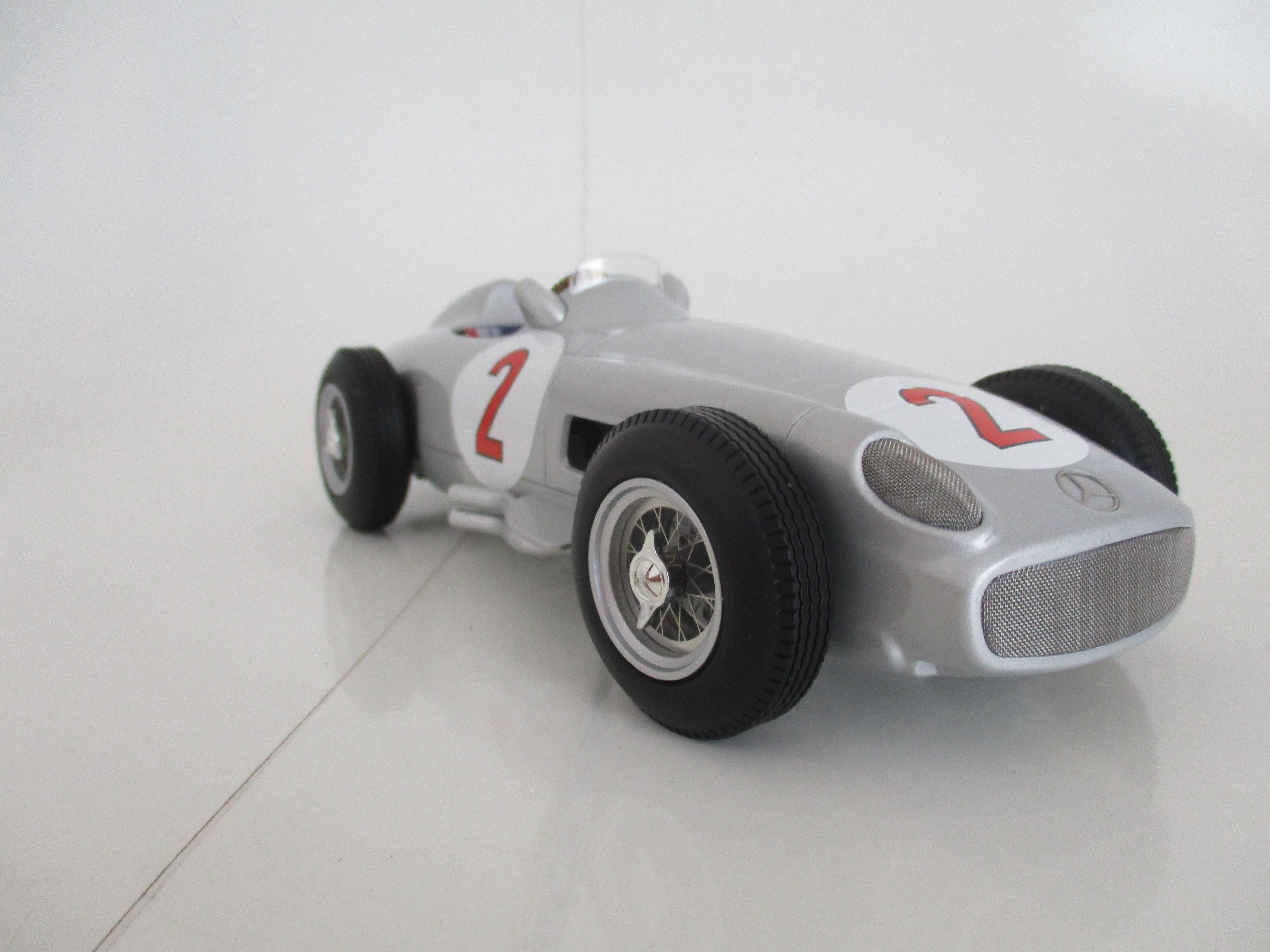 Miniatura MERCEDES-BENZ W196 
Formula  1