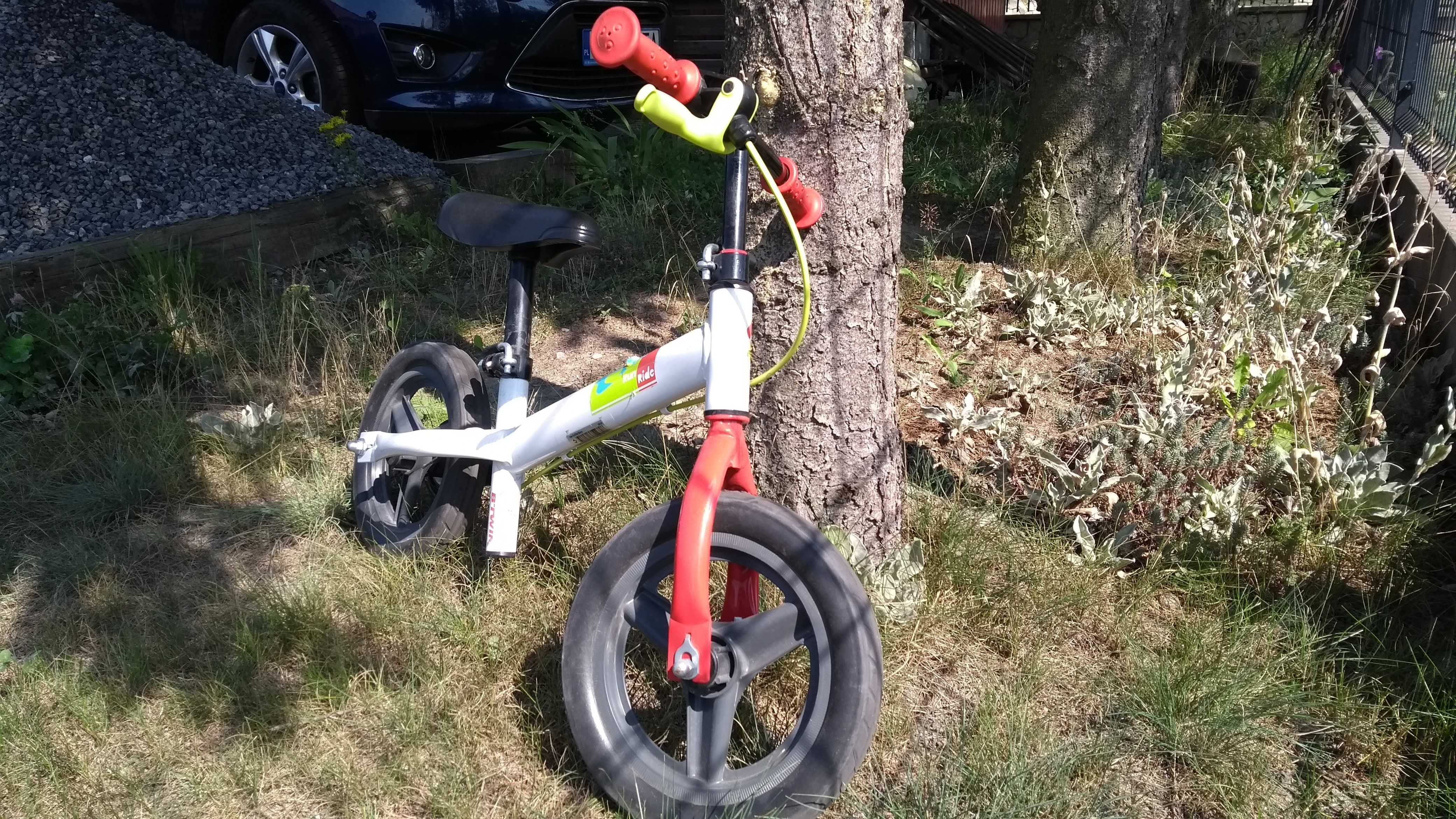 Rowerek biegowy BTWIN Run Ride 10 cali z hamulcem ręcznym