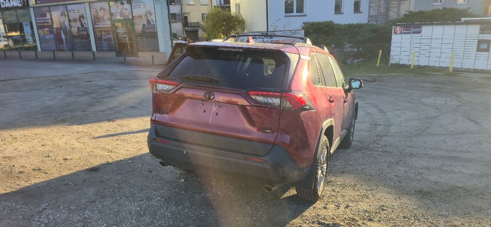 Toyota RAV4 2025 2,5 benzyna!!! 6000km przebiegu!!!