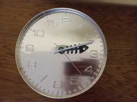 Zegar ścienny- metalowa puszka