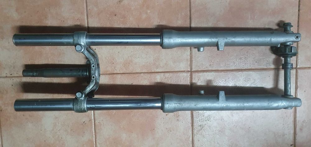 Suspensão yamaha virago 535