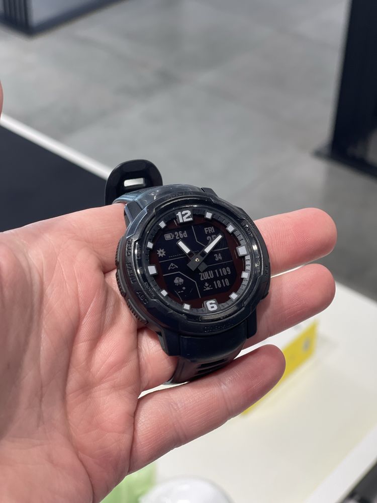 Смарт-часы Garmin Instinct Solar Graphite