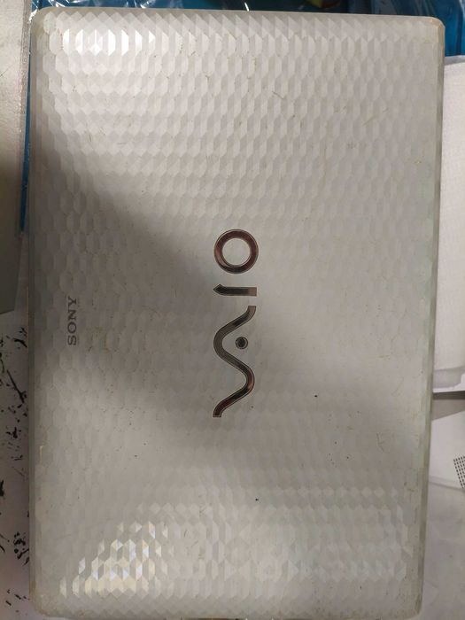 Sony Vaio PCG-71911M avariado