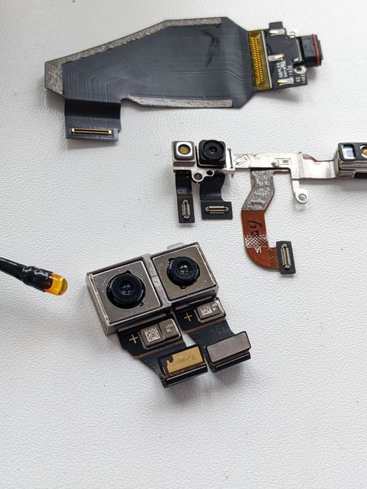 Оригінальні запчасти Google pixel 4 xl разборка