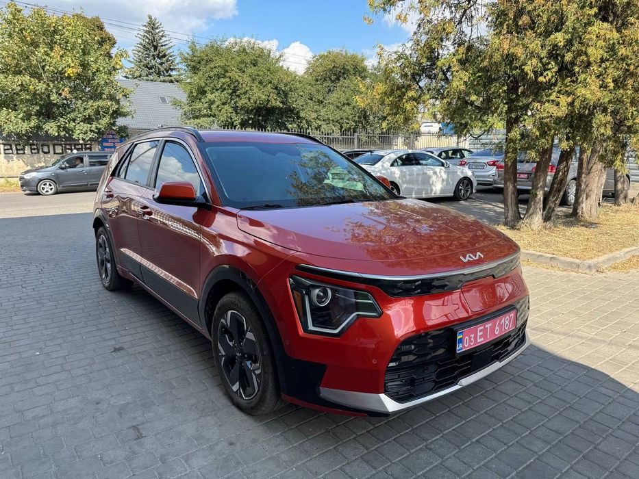 Авто - Kia Niro wind