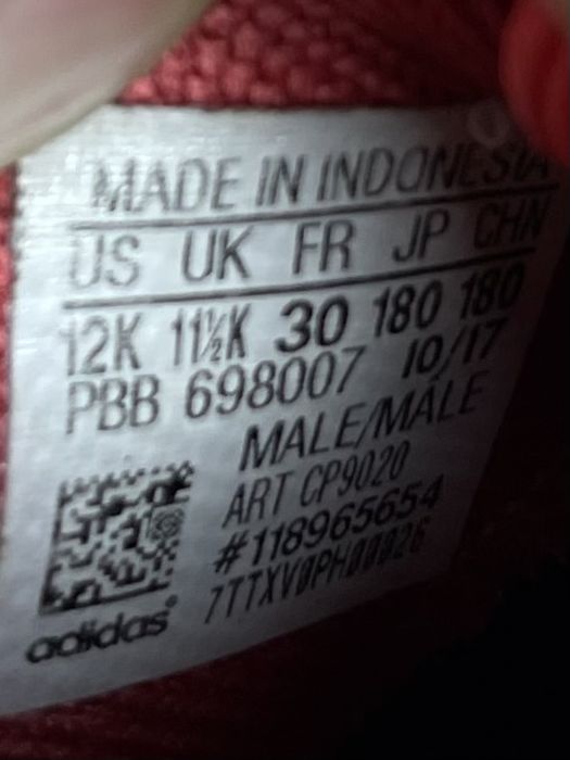 Adidas Predator бутсы копы сороконожки 30 размер детские футбольные